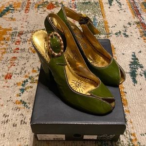 Naughty Monkey sling back heels